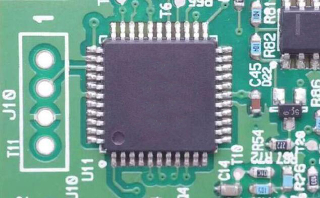 明佳達電子供應(yīng) [Infineon] GaN 晶體管、D 類音頻放大器 IC、系統(tǒng)基礎(chǔ)芯片 (SBC)、無線充電 IC