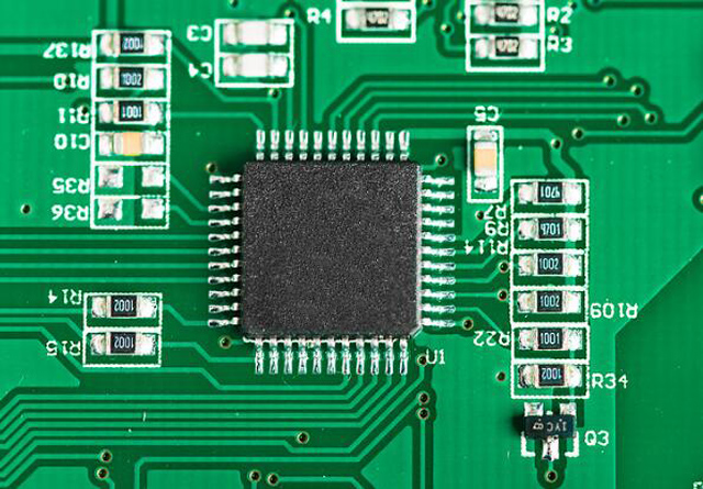 長期收購 [ST] 汽車器件：汽車 MCU、汽車雷達收發(fā)器、汽車功率分立器件