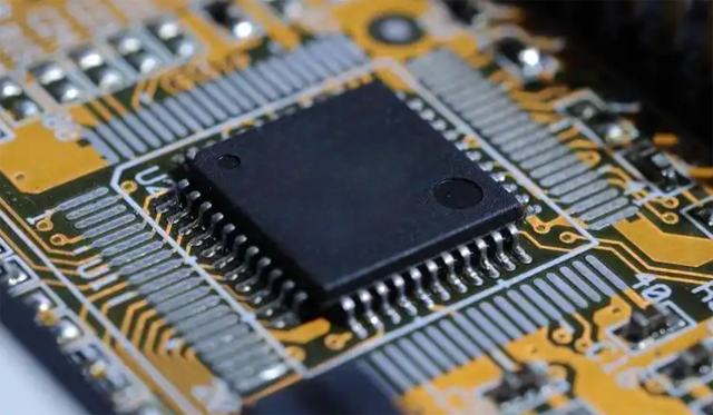回收 [Broadcom] PCIe 交換機、以太網(wǎng)交換機、汽車 PHY、以太網(wǎng) PHY 收發(fā)器